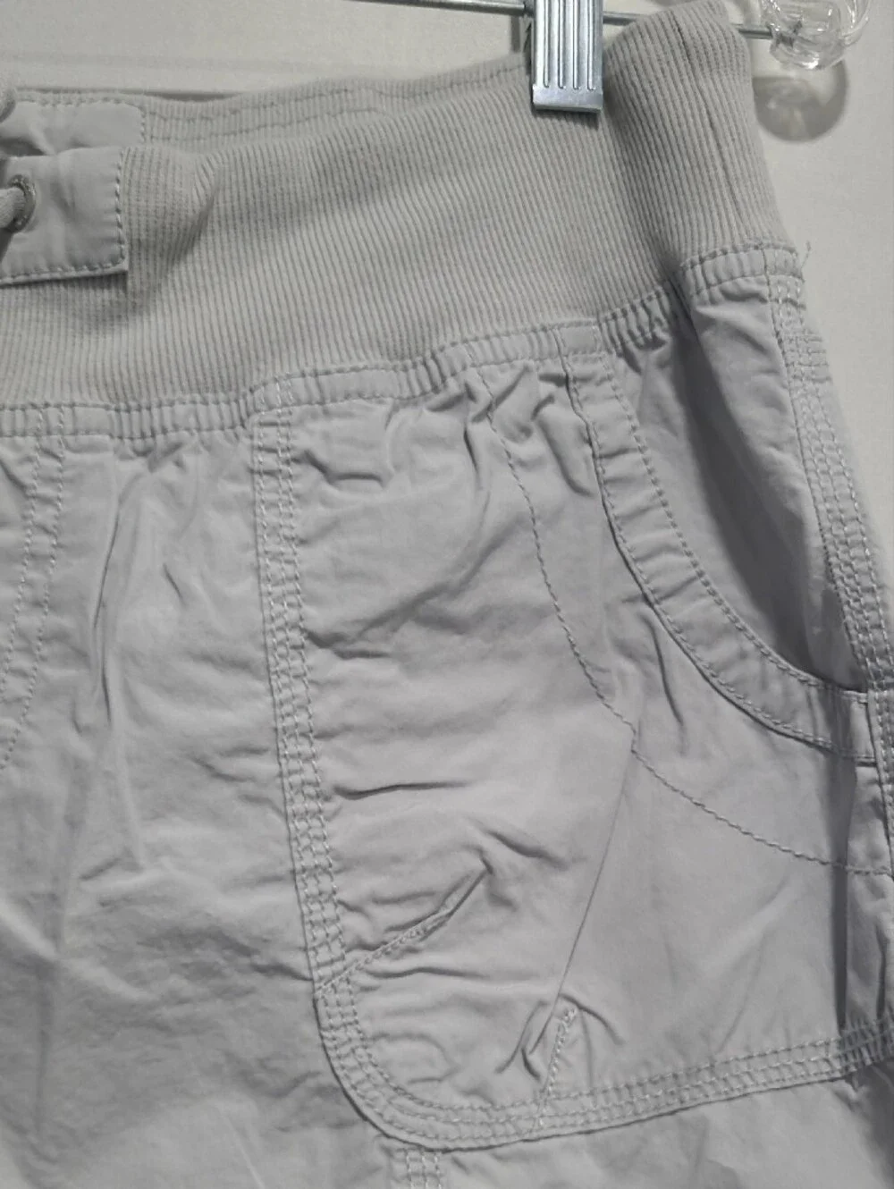 Calvin Klein Womens Light Gray Cargo Shorts - Casual Drawstring Waist Sz M/M